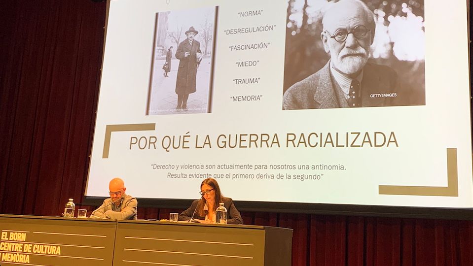 Carolina García Sanz participa en el Ciclo de Conferencias ¿POR QUÉ LA GUERRA? RACIALIZADA Y CONTRA LAS MINORÍAS (Barcelona 7 mayo 2024)